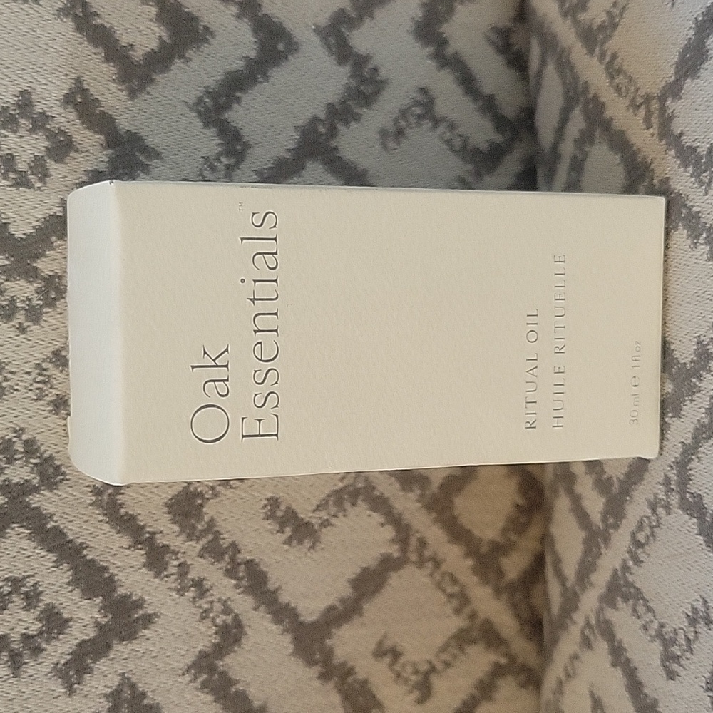 Oak Essentials Ritual Oil - new in box